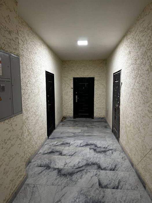 Продам квартиру 92кв на Олмос