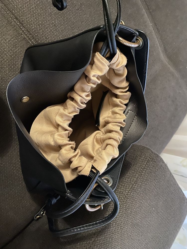 Дамска кожена чанта Зара