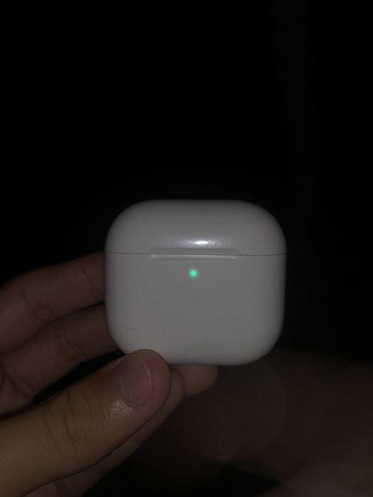 Продаю Air pro 4