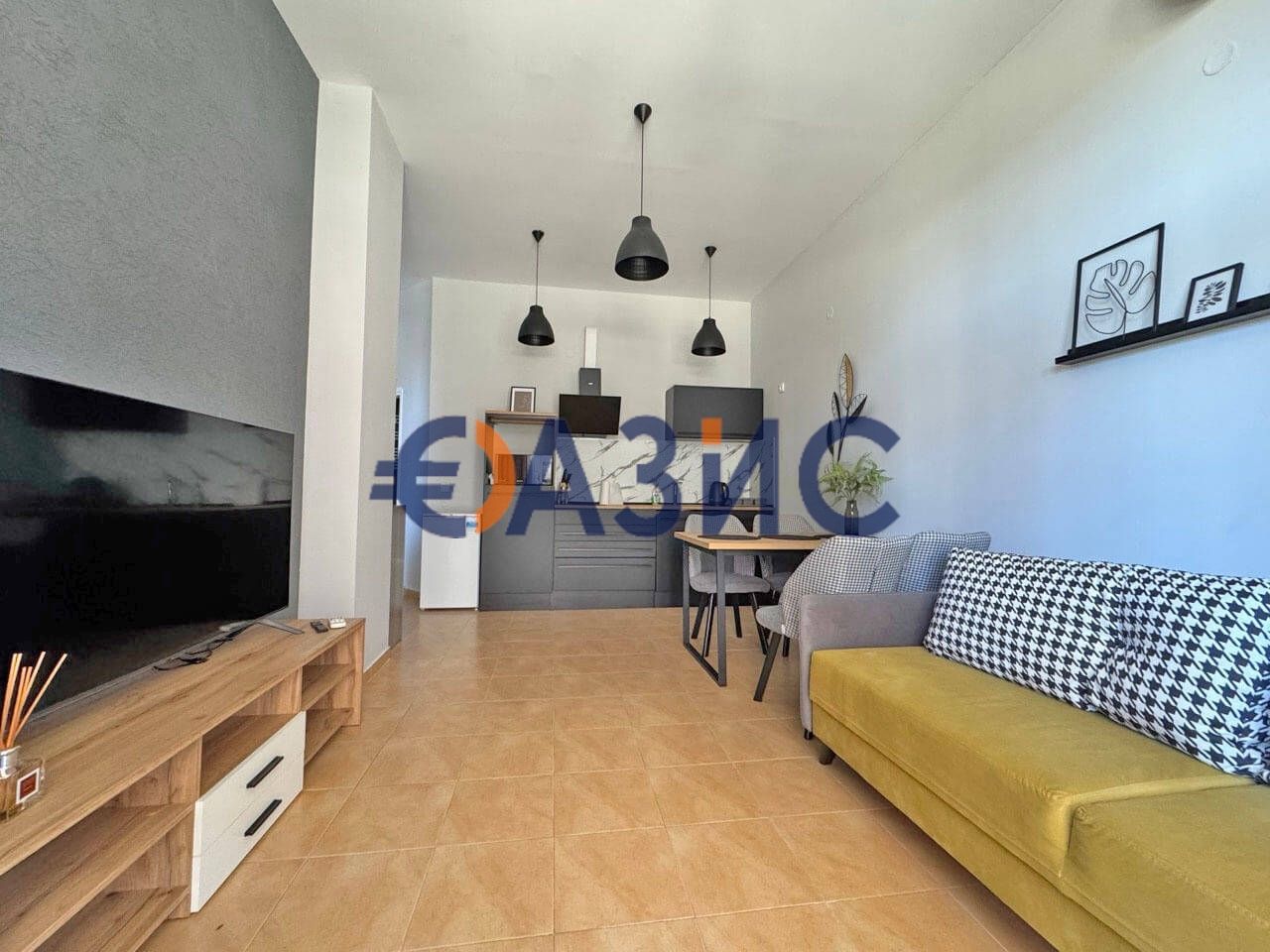 Продава се Двустаен апартамент в Свети Влас - 48 кв.м за 1553 €/кв.м - Снимка #2