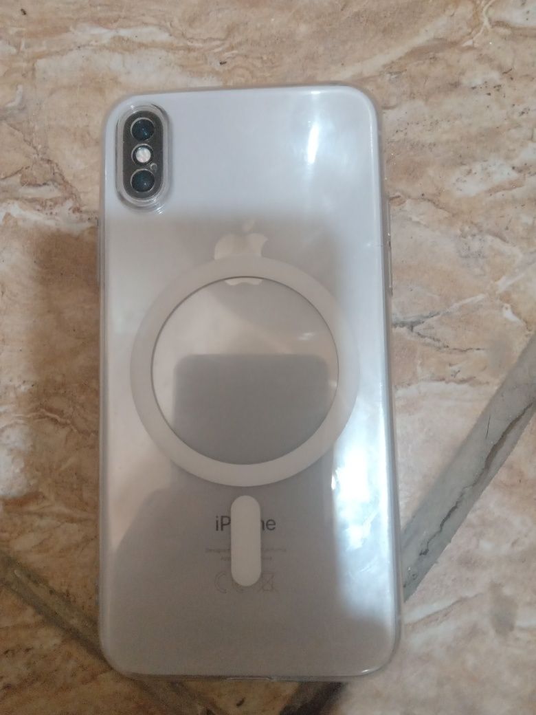 Iphone x sotladi