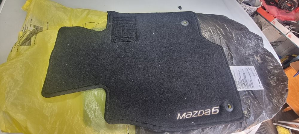 Коврики для Мазды 6