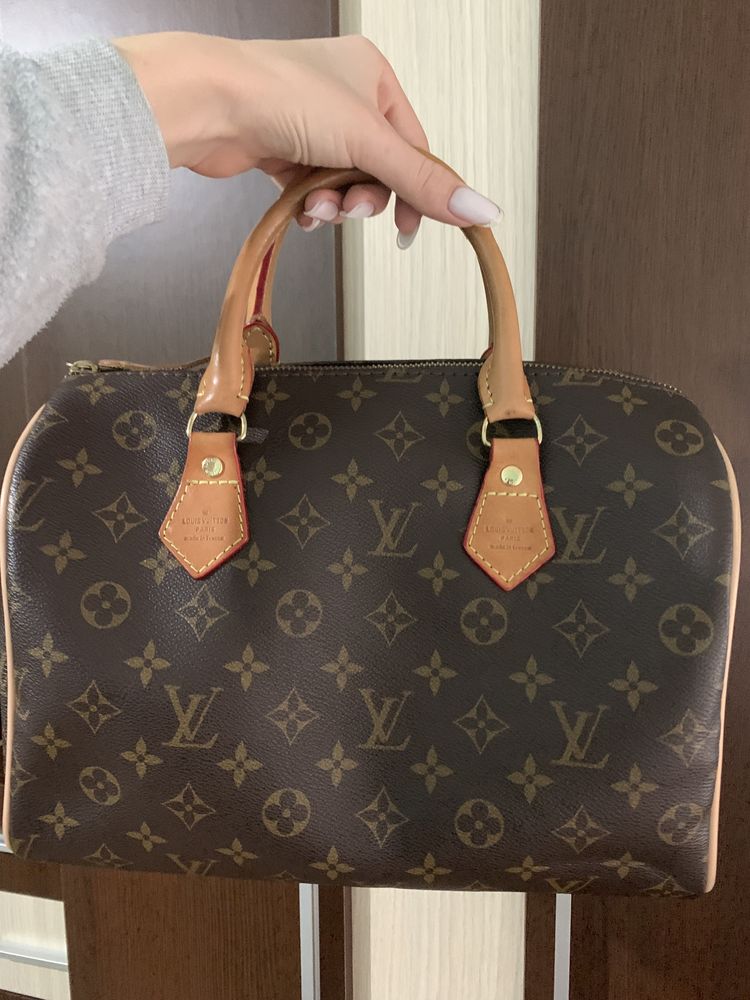 Geanta Louis Vuitton