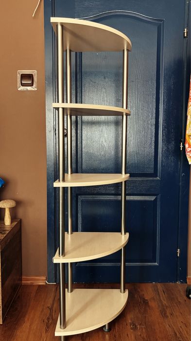 Ъглова етажерка за интериор светло дърво