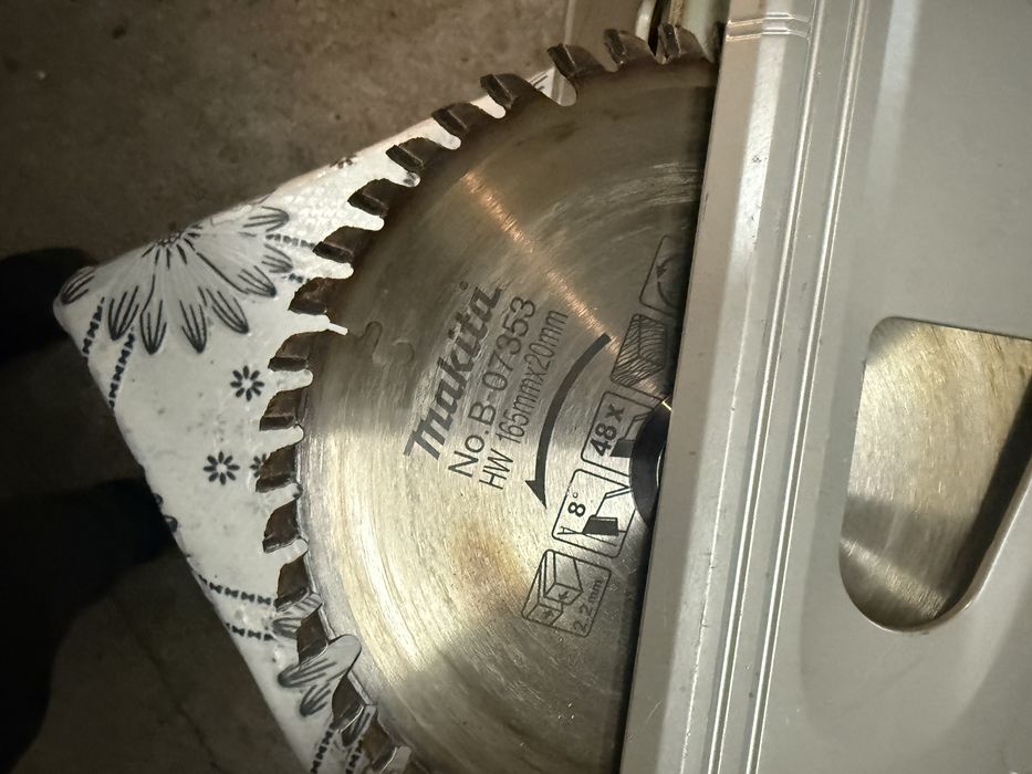 Потапящ ръчен циркуляр Makita SP6000, 1300 W, Ø 165 мм