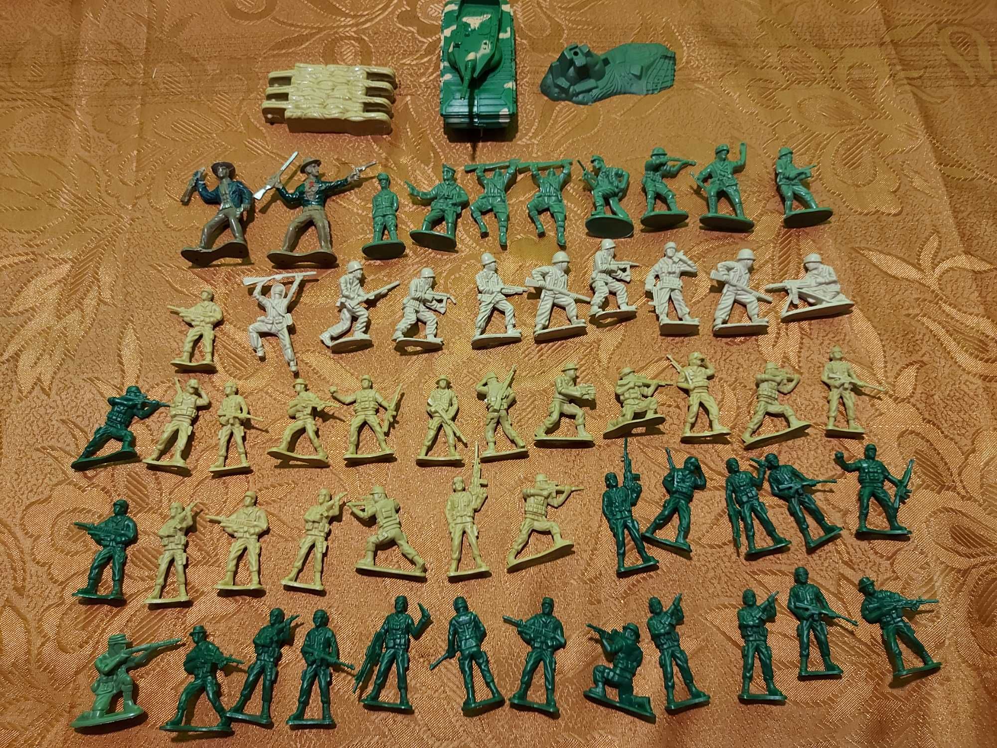 Jucarii pentru copii  -  Figurine militari din plastic   buc = 60