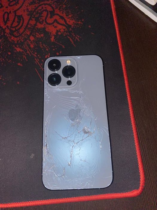 Продам Iphone 13 pro