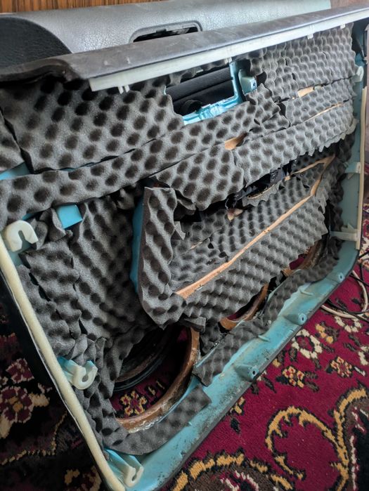 Отливки за врати за голф 4 (4 врати)с говорители deaf bonce apocalypse