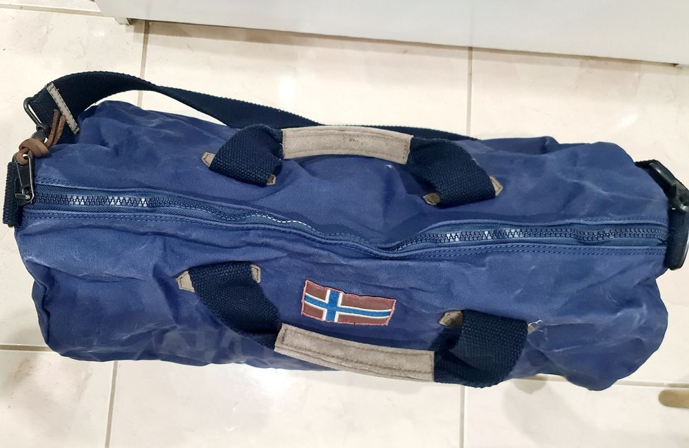 Оригинален сак на Napapijri geographic