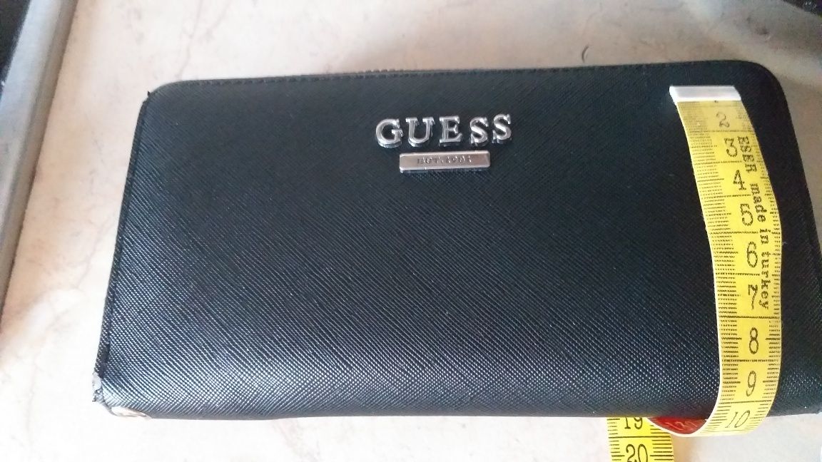 Портмоне дамско Guess