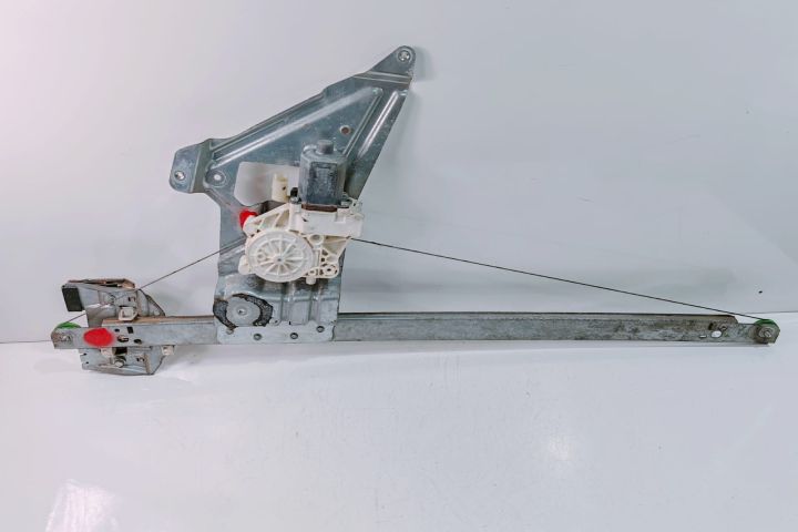 Macara  stanga fata cu motoras A9067200046LH Mercedes-Benz Sprinter a