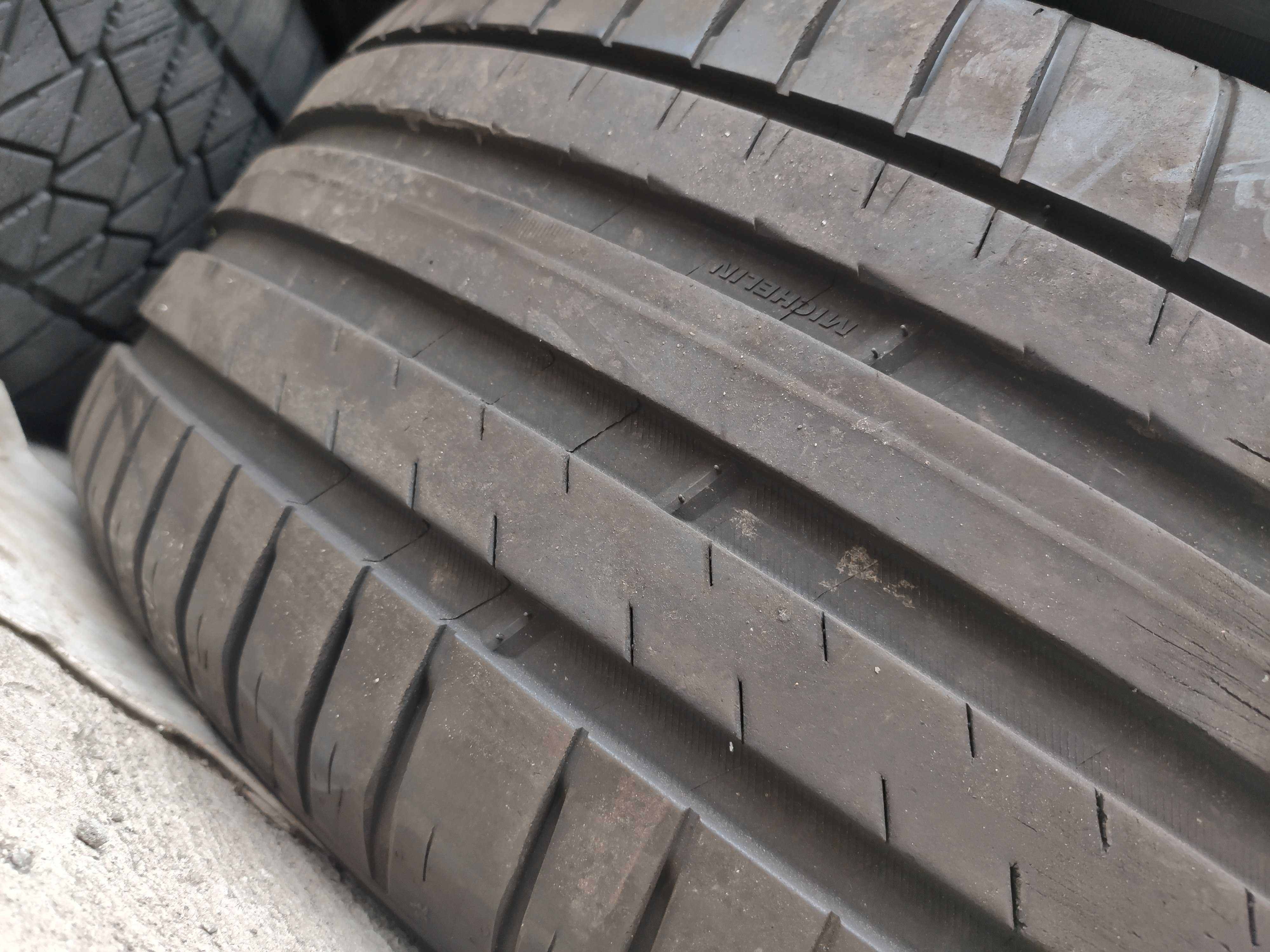 4бр Летни гуми 255 60 18 - Michelin