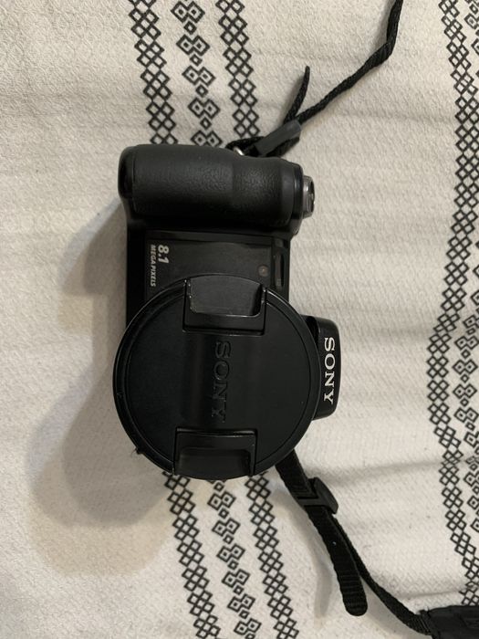 Камера Sony DSC-H7