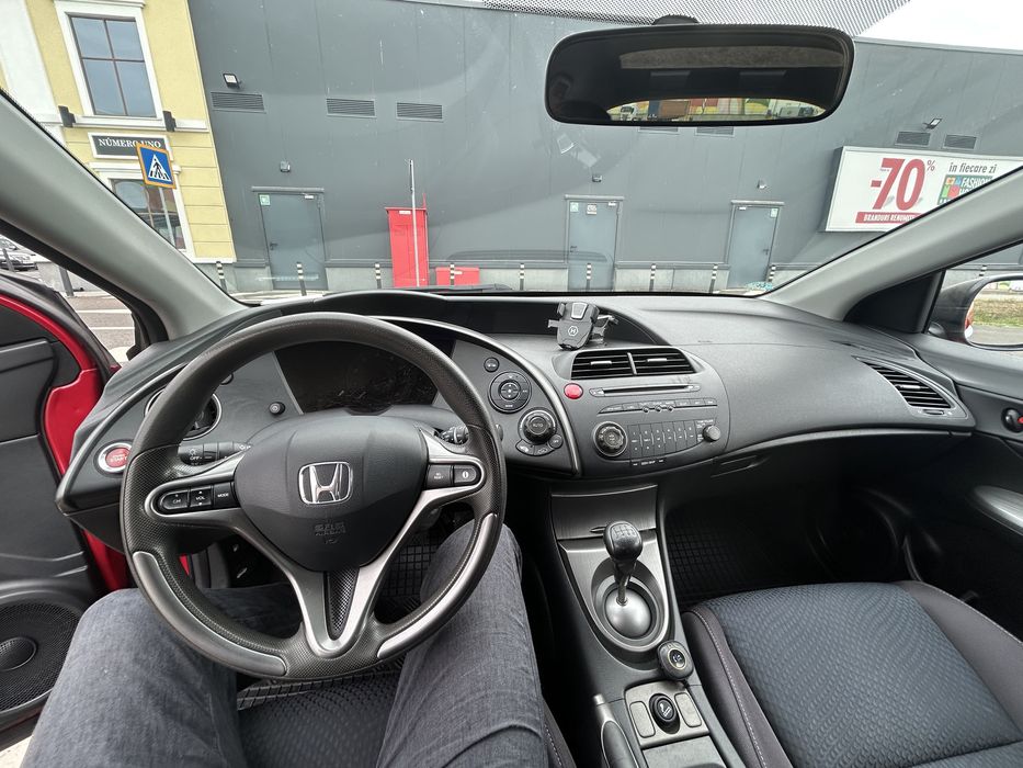 Honda Civic 1.4 i-VTEC – motor aspirat, 6 trepte, 2010
