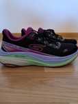 Skechers GoRun Max Cushion Propulsion