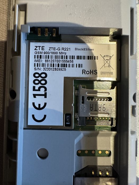 2 броя телефони Nokia