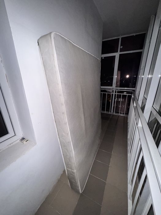 Отдам матрас, б/у, бесплатно