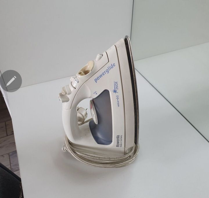 Утюг БУ в рабочем состоянии