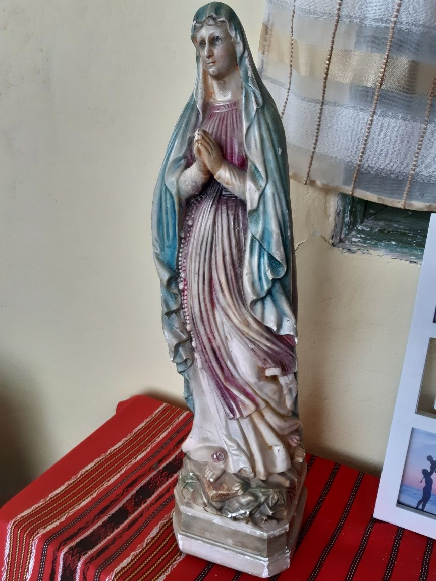 Statuie Fecioara Maria