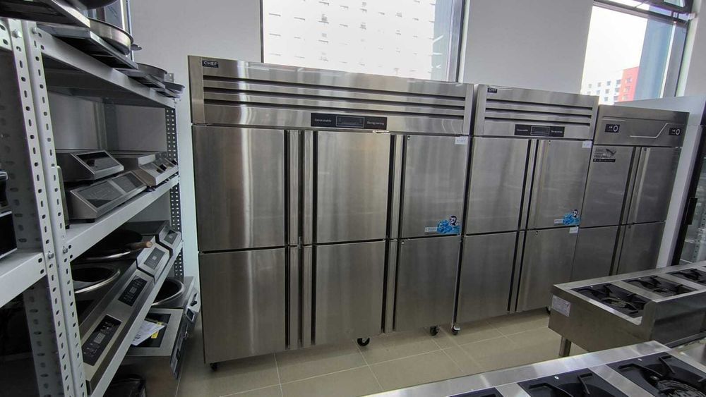 Шкаф холодильный комбинированный Холодильник и морозильник 2 в 1