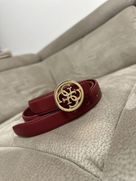 Curea Guess, nouă fără etichetă, cu logo metalic impecabil, perfectă
