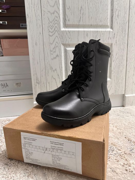 Продам берцы  зимние новые