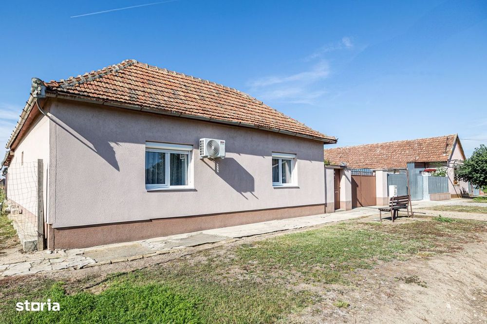 Casă la doar 17 minute de Arad – preț sub 80.000 €!