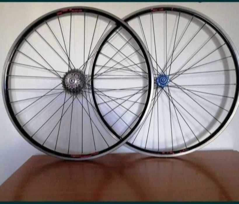 DT Swiss - roți cursiera