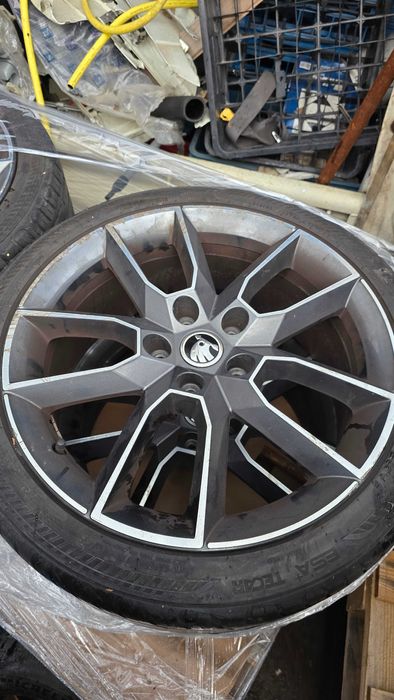 Джанти с гуми Vrs шкода,сеат,ауди