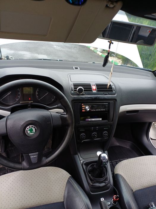 Se vinde skoda actavia 2