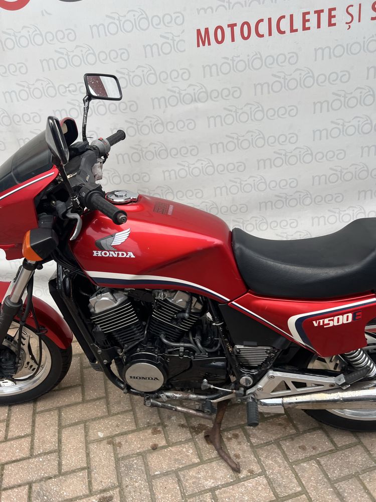 Motoideea vinde  HONDA  VT500E   1985