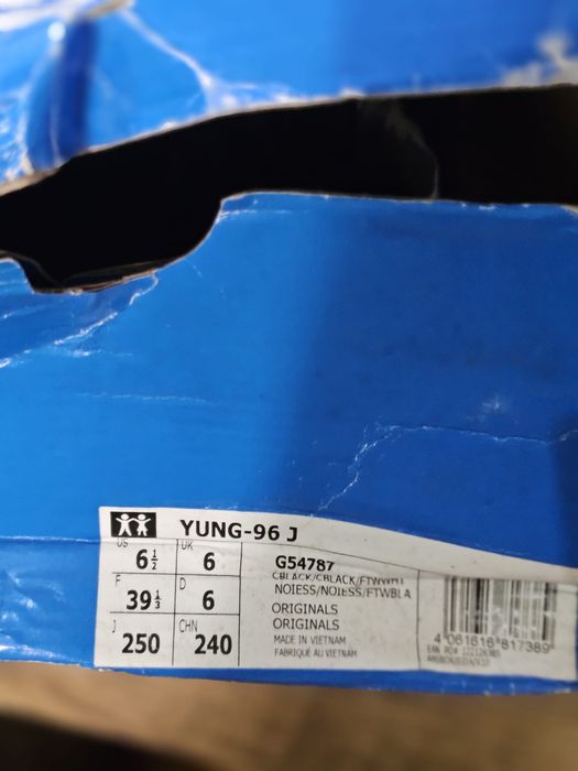 Pantofi sport Adidas marimea 39-40