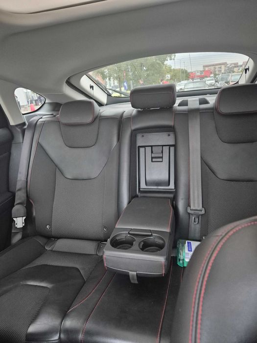 Ford Mondeo St Line 240 cp