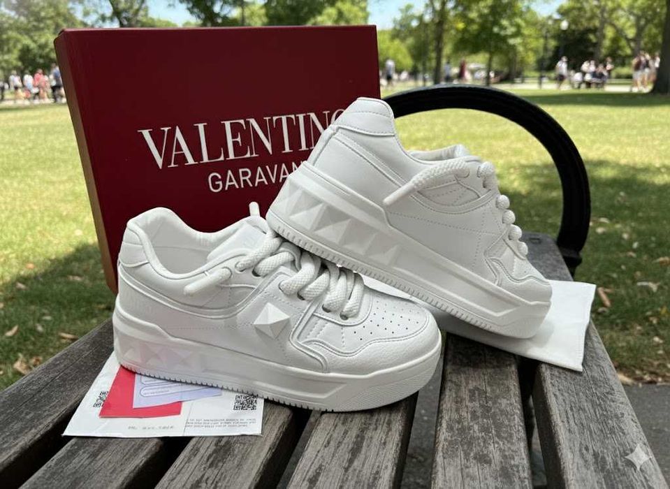 Adidasi Valentino Garavani Alb - Produs Full box Premium