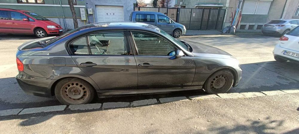 BMW e90 320i Pachet M