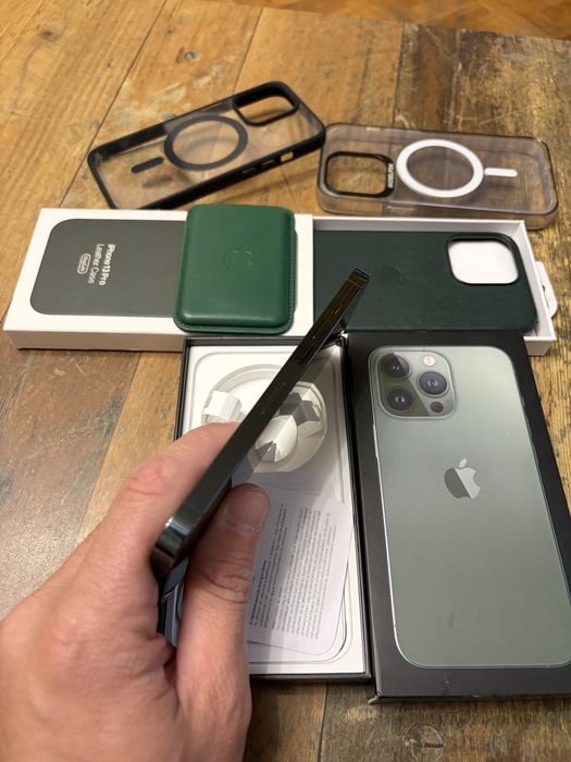 Продавам Iphone 13 pro