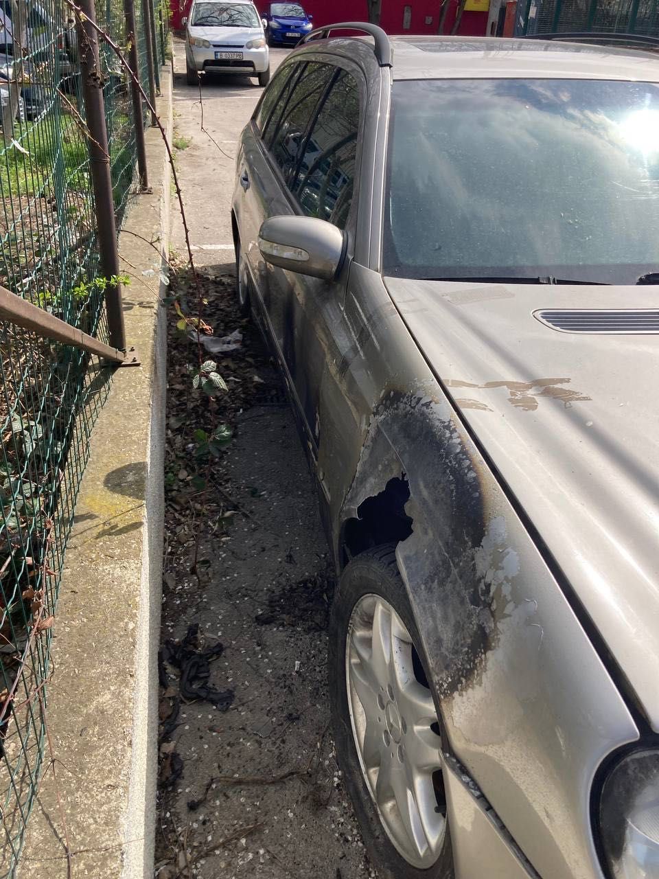 Mersedes Benz W211 e320