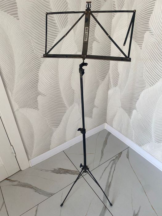 Продам Пюпитр , стойка для нот