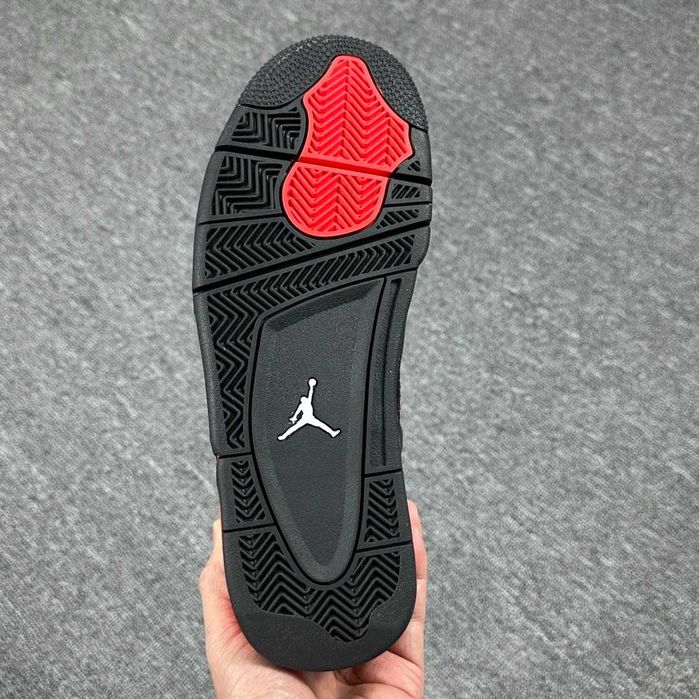 Air Jordan 4 Red Thunder