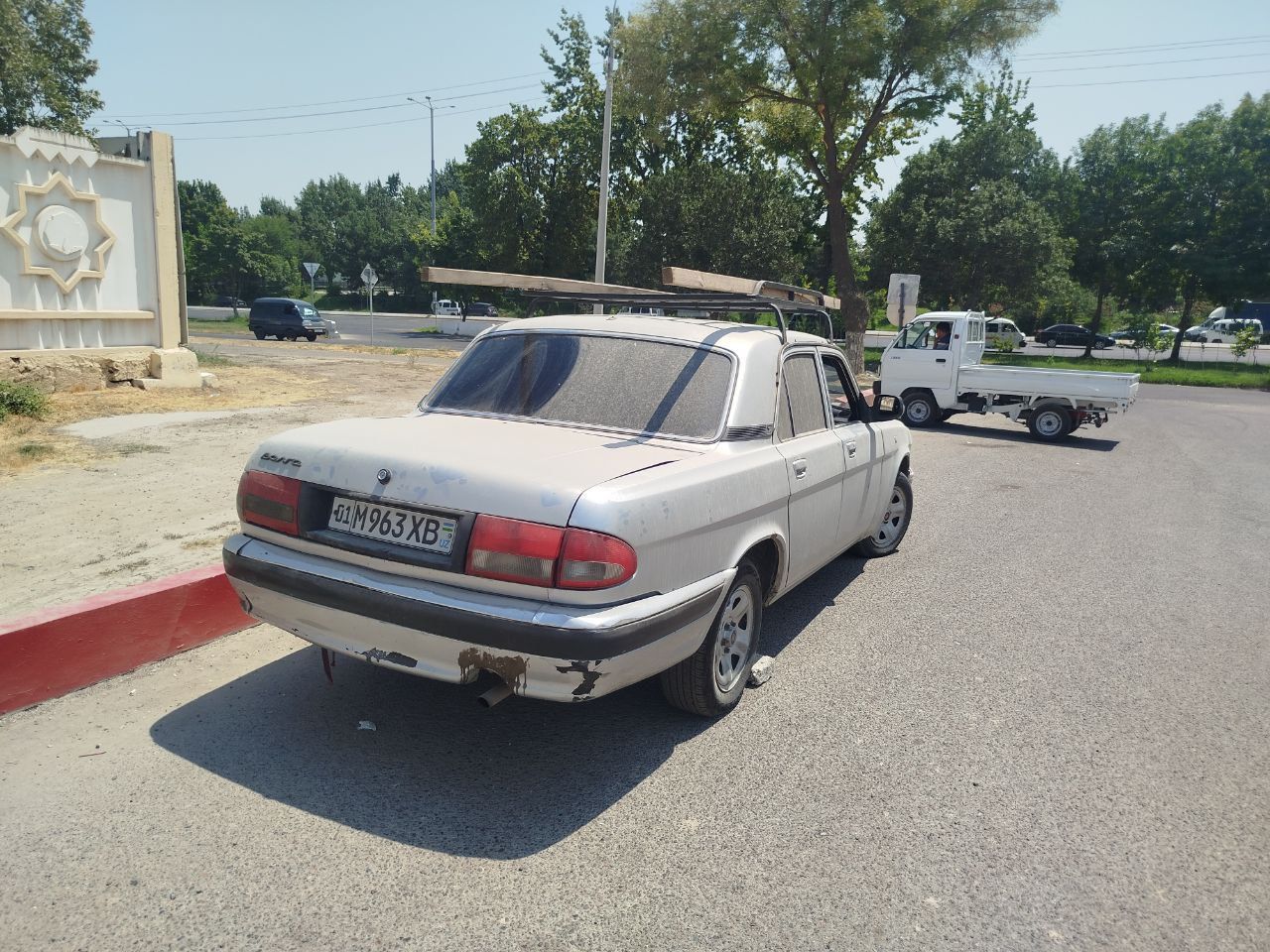 Волга сотилади срочно.