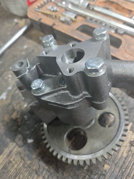 Продам масляный насос КАМАЗ -евро 3.4.