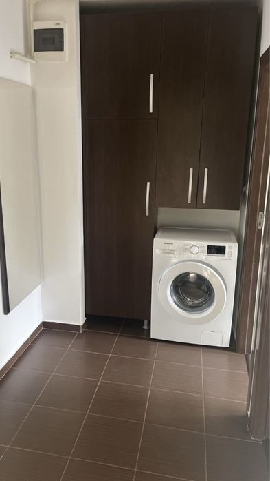 PROPRIETAR  inchiriez  apartament. cu o camera , zona MAL