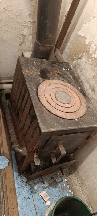 Продам печь на 50-60квадратов