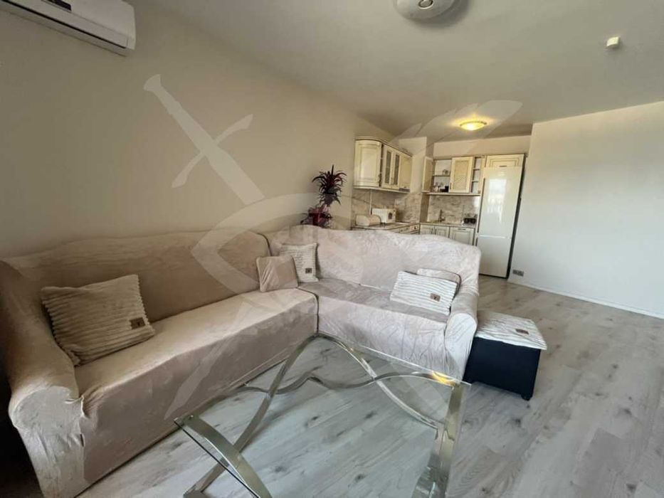 Тристаен апартамент в затворен комплекс в района на Аспарухово- 94456