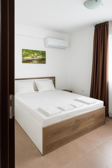 Дава се под наем Двустаен апартамент в Пловдив, Център - 80 кв.м за 562 € - Снимка #4