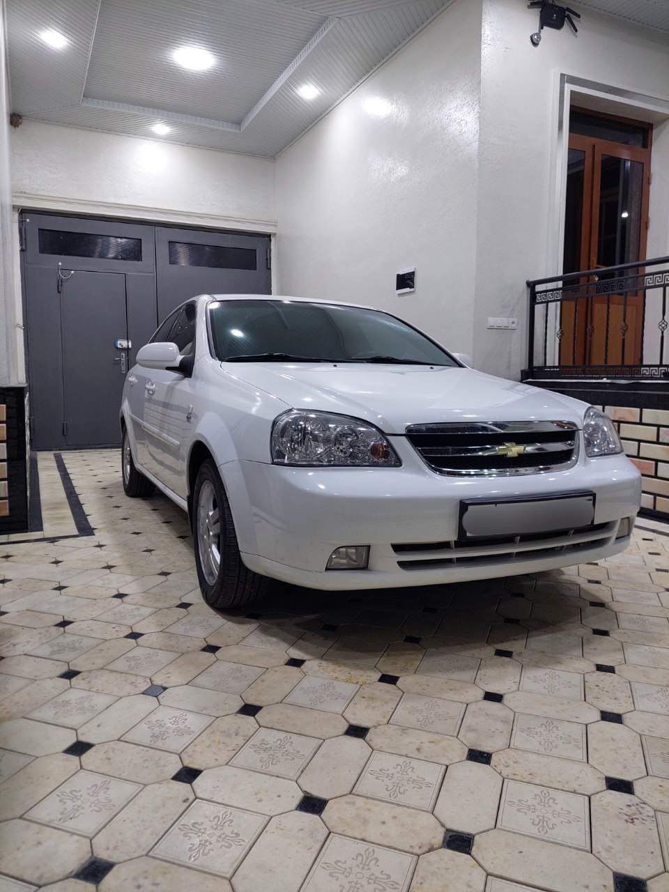 Srochno Chevrolet Lacetti Sotiladi