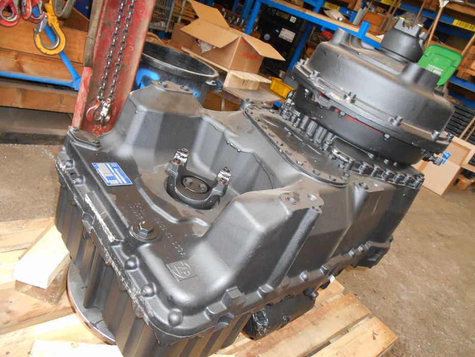 Cutie de viteze ZF 4WG130 - Piese de schimb Hitachi