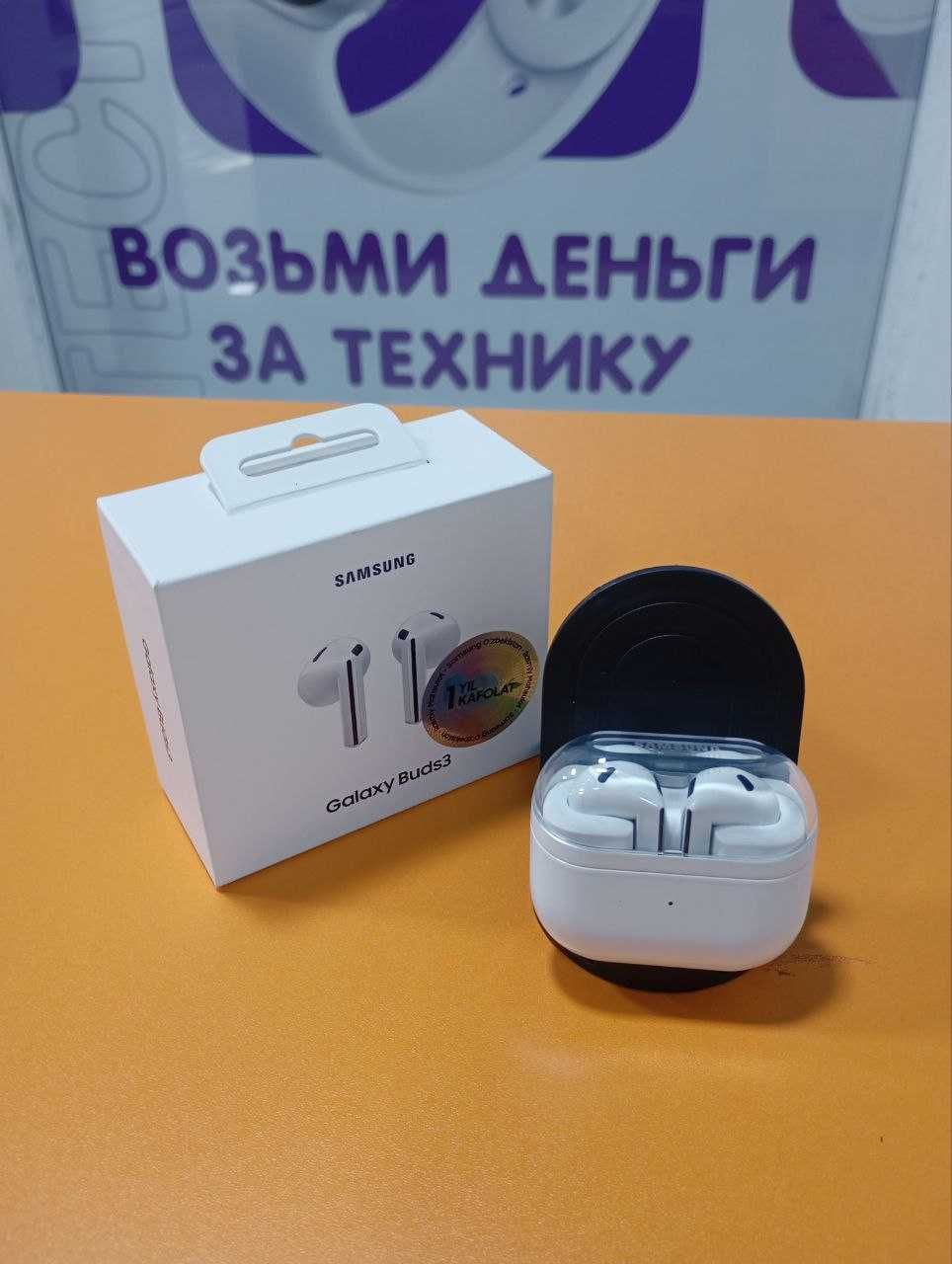 Продаю наушники Samsung Galaxy Buds 3