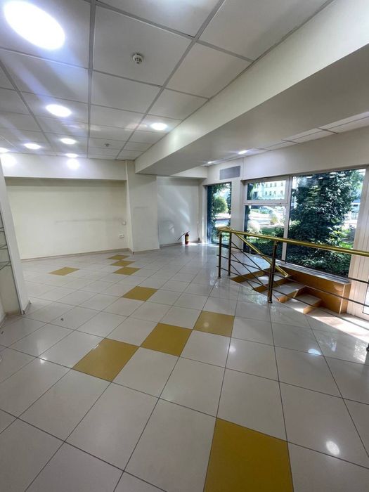 Ц-2 Шахрисабзская | 93кв - нежилое помещение вдоль дороги Аренда