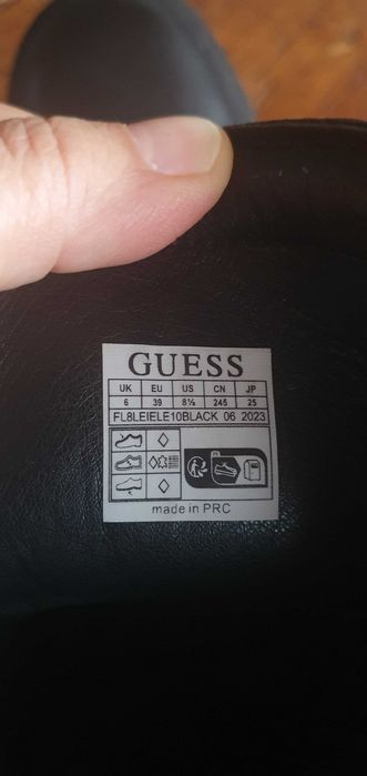 Ботуши Guess .  .
